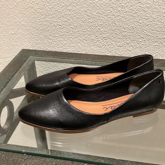 Zodiac Black leather flats New - Picture 3 of 8